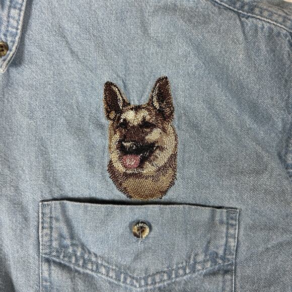 Vintage Peregrine Bay Denim Button-Up Shirt Men's Small Embroidered Dog Shepherd - Picture 5 of 12